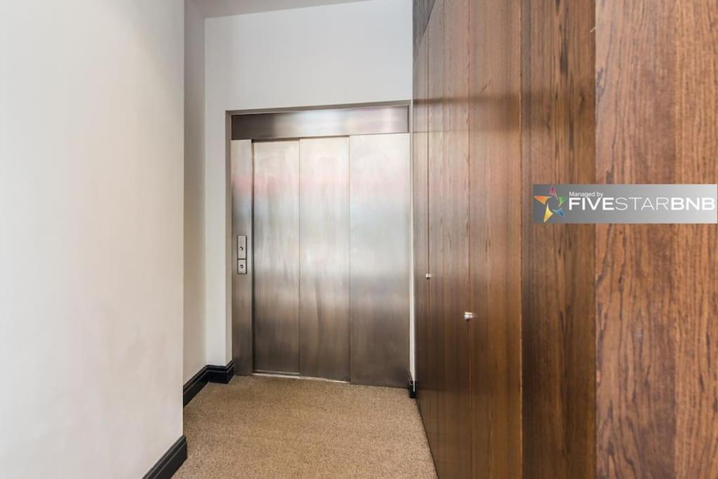 Cool Urban Apartment With Stunning Castle Views Εδιμβούργο Εξωτερικό φωτογραφία
